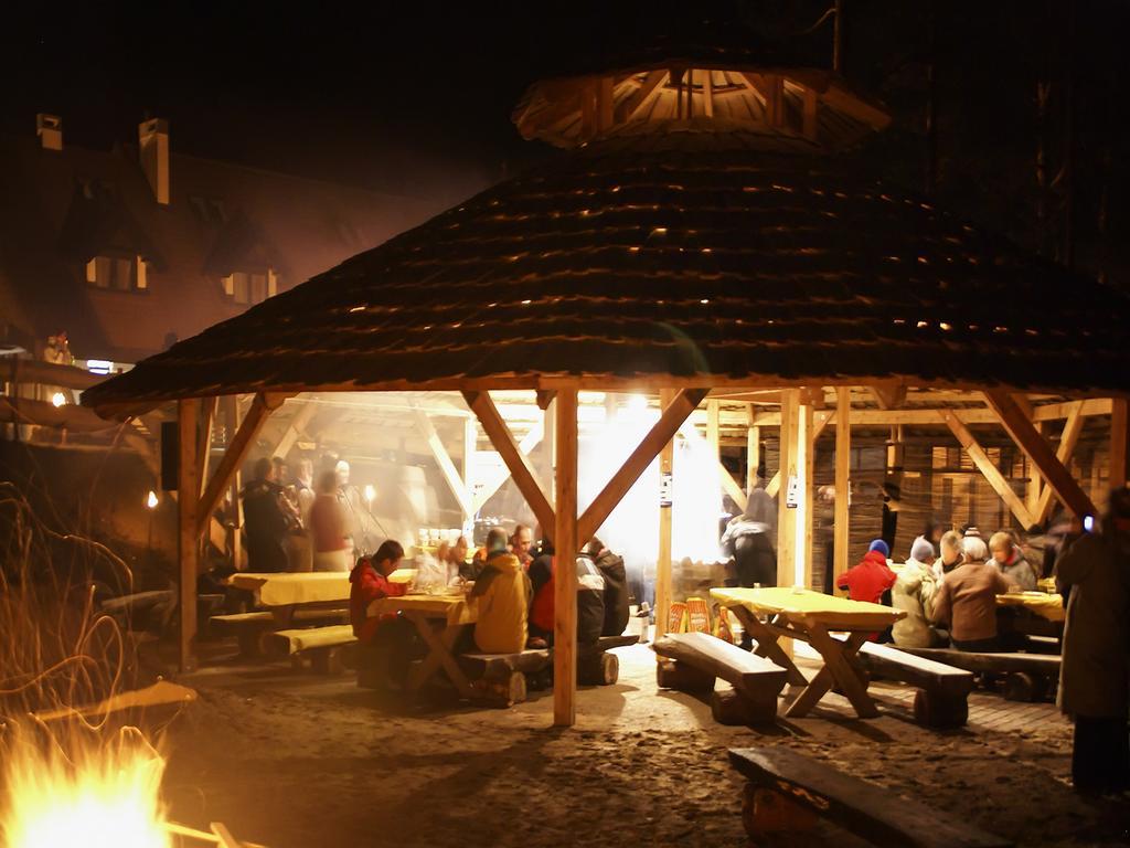 ホテル Warmia Park オルシュティン エクステリア 写真