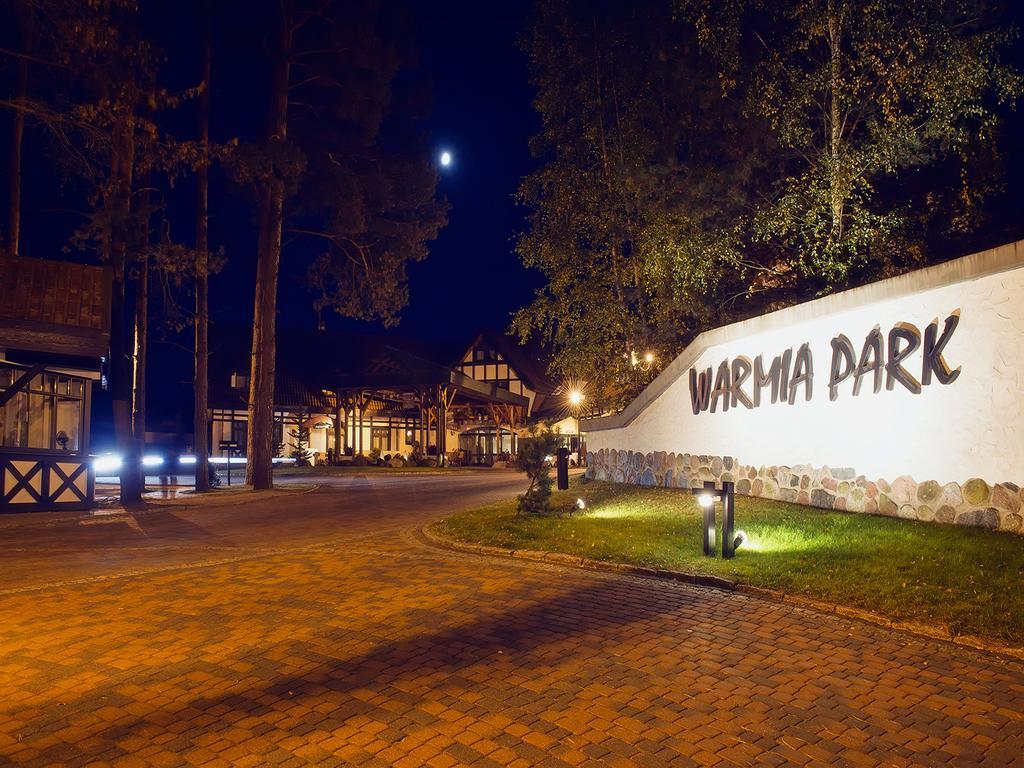 ホテル Warmia Park オルシュティン エクステリア 写真
